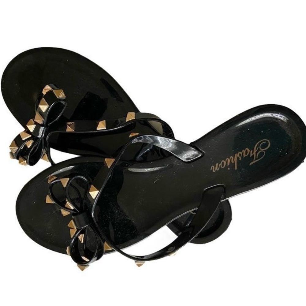 Fashion Black and Gold Studded Sandals